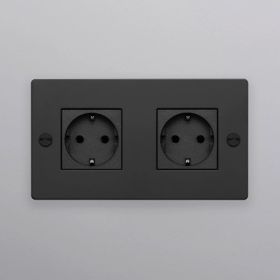 Розетка Buster and Punch 1G Schuko Type F black