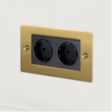 Розетка Buster and Punch 2G brass