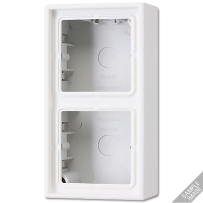 Коробка двухместная Jung LS582AW