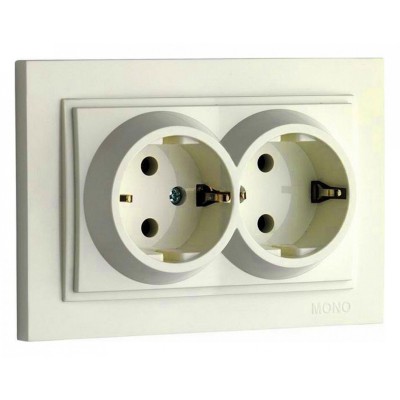 Розетка двойная с заземлением Mono Electric Despina 102-170004-120