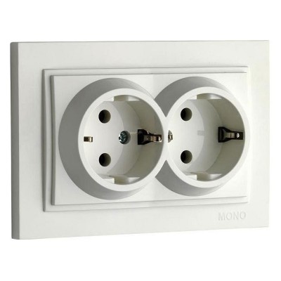 Розетка двойная с заземлением Mono Electric Despina 102-252504-120