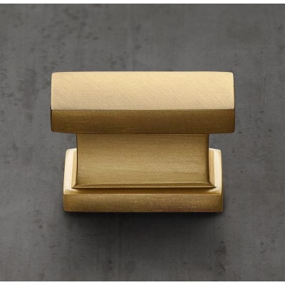 Ручка-кнопка Restoration Hardware Strande L.3.8 Polished Brass