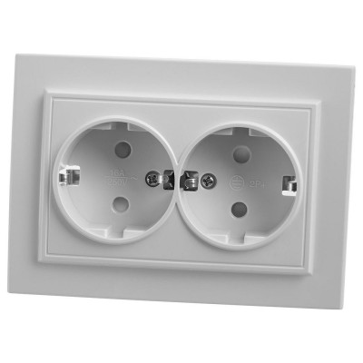 Розетка двойная с заземлением и со шторкой Stekker Эрна 39054