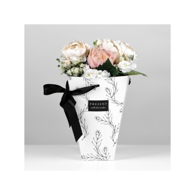 Переноска для цветов на лентах «Present with best wishes», 17 х 25 х 9 см