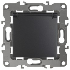 Розетка с заземлением и со шторкой, без рамки с крышкой Эра Эра 12 12-2103-05